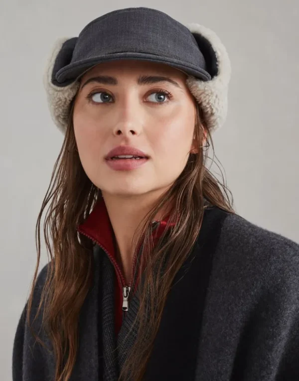 Brunello Cucinelli Baseballcap in Tropical Luxury-Wolle mit Ohrenklappen, Shearling-Futter und Shiny Band | Damen Hüte