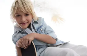 Brunello Cucinelli Blouson mit vier Taschen aus Denim | Kinder Mäntel & Jacken