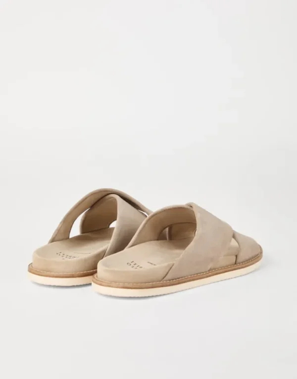 Brunello Cucinelli Crossover-Pantoletten aus gewaschenem Veloursleder | Herren Pantoletten & Flipflops