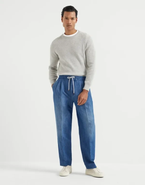 Brunello Cucinelli Hose in Leisure Fit aus Denim in Baumwolle und Leinen mit Tunnelzug und doppelten Bundfalten | Herren Hosen