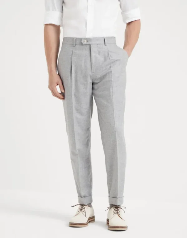 Brunello Cucinelli Hose in Leisure Fit aus leichtem Flanell in Kaschmir und Seide mit Bundfalten | Herren Hosen