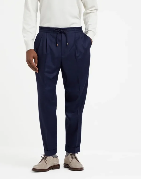 Brunello Cucinelli Hose in Leisure Fit aus Schurwollflanell mit Tunnelzug und doppelten Bundfalten | Herren Hosen