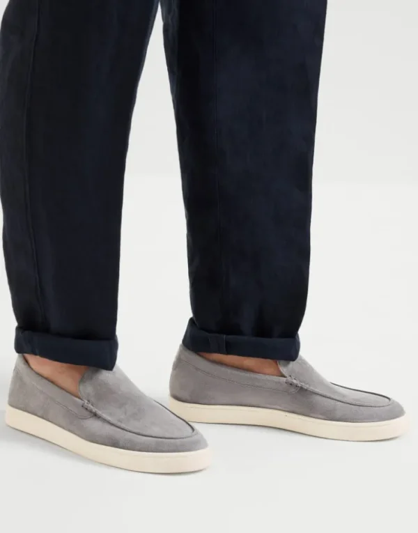 Brunello Cucinelli Loafers aus Veloursleder in Fischgrat-Optik | Herren Mokassins