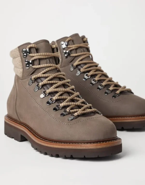 Brunello Cucinelli Mountain-Boots aus Nubukleder mit Besatz aus Wollköper | Herren Boots