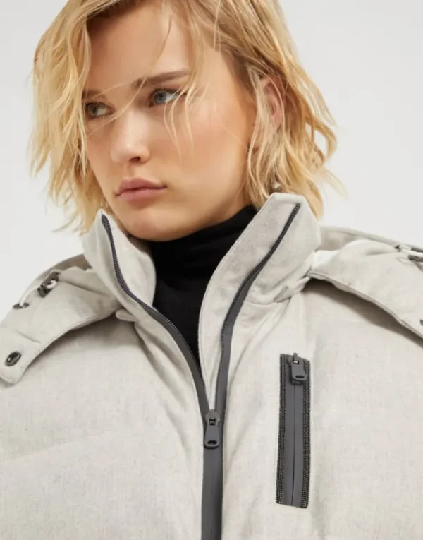 Brunello Cucinelli Mountain-Daunenjacke aus Schurwollflanell mit Membran, abnehmbarer Kapuze und Precious Zip Detail | Damen Travelwear | Mäntel & Jacken