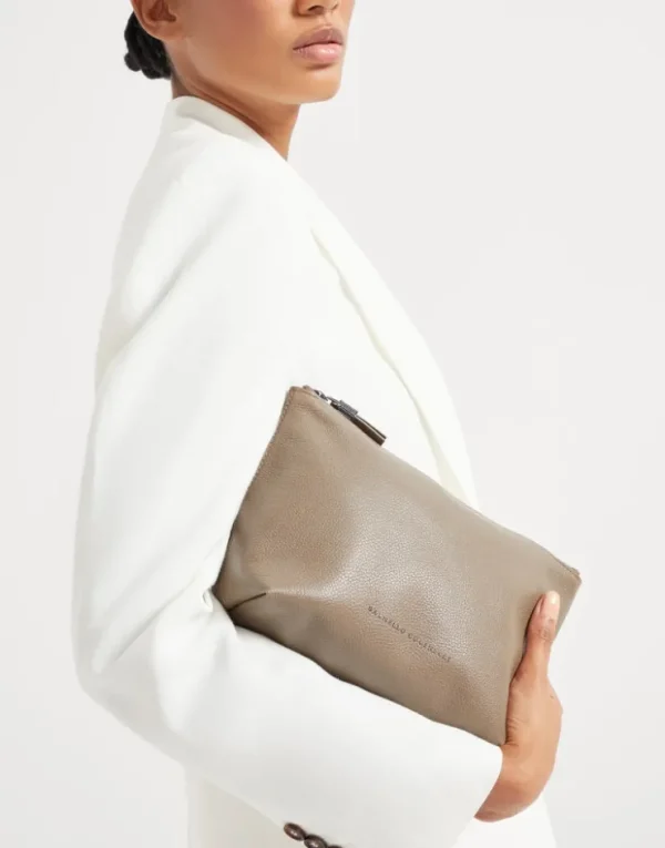 Brunello Cucinelli Pochette aus genarbtem Leder mit Shiny Zipper Pull | Damen Kleinleder