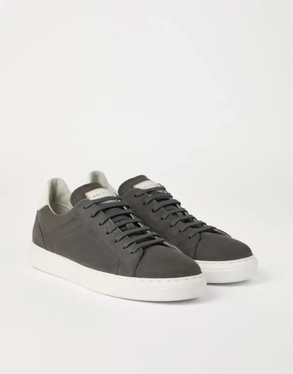 Brunello Cucinelli Sneakers aus Kalbsnubukleder | Herren Sneakers